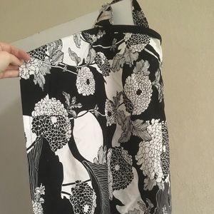 Bebe Au Lait Nursing Cover Floral